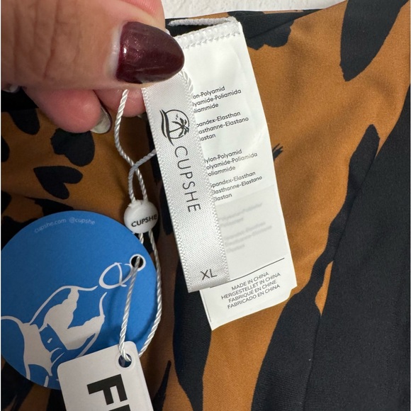 NWT-Women's Bikini Swimsuit Halter Lace Up Tie Side Two Piece Bathing Suit XL - Picture 9 of 11